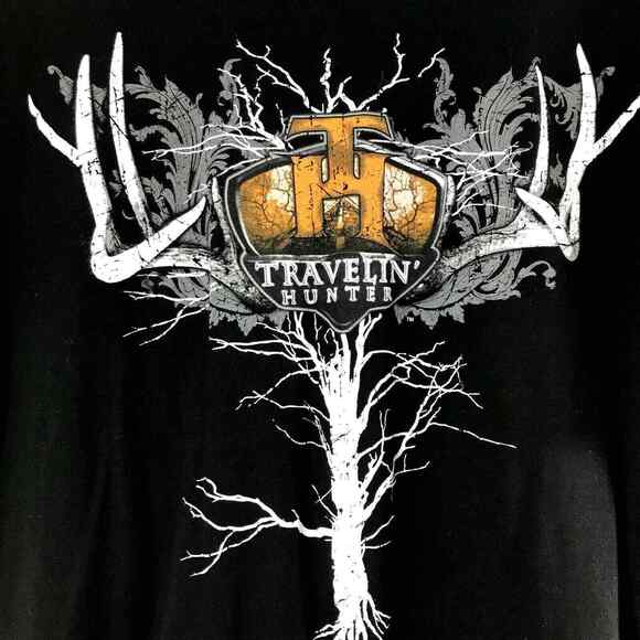 Travelin Hunter T Shirt Mens XL Graphic Black Short Sleeve Deer Hunting Dad Gift - Picture 1 of 5